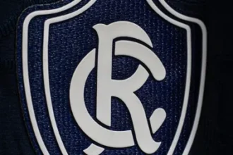 Remo aciona Justiça para tentar anular suspensões e perda de mando após jogo contra o Avaí