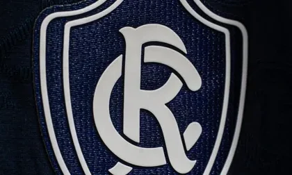 Remo aciona Justiça para tentar anular suspensões e perda de mando após jogo contra o Avaí