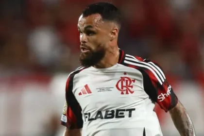 Santos avança por Michael após encaminhar acerto com Rony