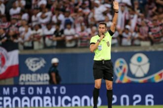 CBF lança programa de profissionalização e garante salário fixo a 72 árbitros