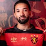 Sport anuncia contratação do atacante Clayson até novembro