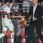 Crespo recua após críticas, pede desculpas e reforça ambição do São Paulo após vitória sobre o Flamengo