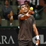 Brasileiros sofrem queda nas semifinais em Melbourne; João Lucas Reis avança no Chile