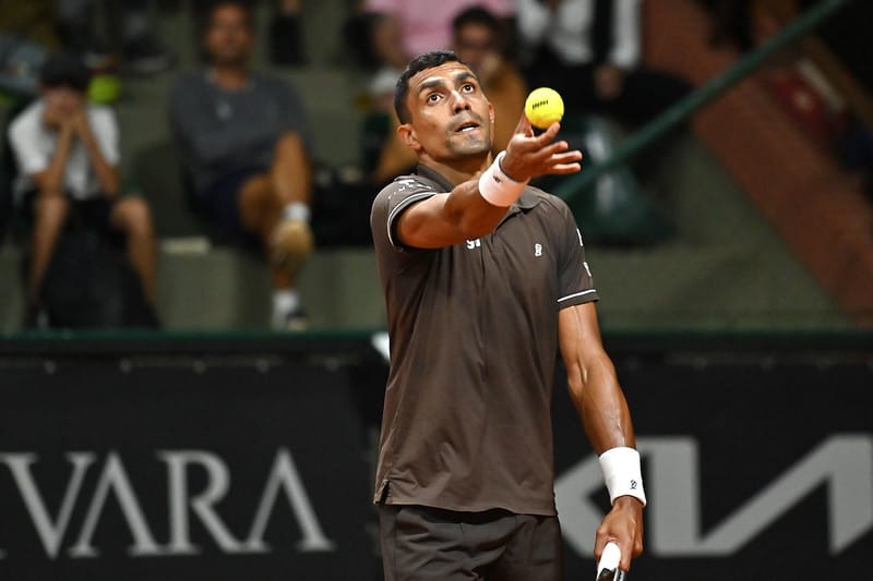 Brasileiros sofrem queda nas semifinais em Melbourne; João Lucas Reis avança no Chile