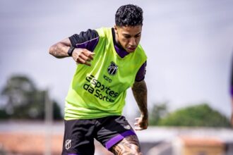 Ceará regulariza Matheusinho no BID e libera meia-atacante para estreia
