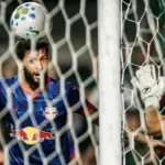 Quarta-feira movimenta futebol com estreia do Brasileirão, estaduais e rodada europeia