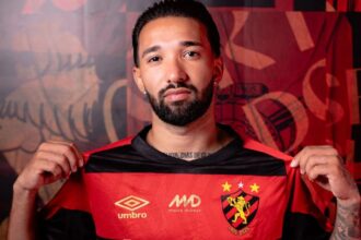 Sport acerta contratação do atacante Clayson até novembro