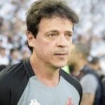 Fernando Diniz descarta deixar o Vasco após classificação suada no Carioca