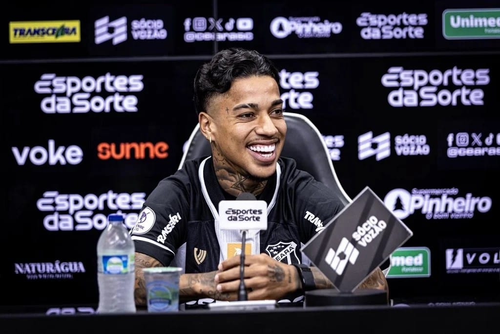 Sem preferência por posição, Matheusinho é apresentado pelo Ceará e se coloca à disposição de Mozart