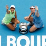 Mertens e Zhang conquistam o título de duplas no Australian Open
