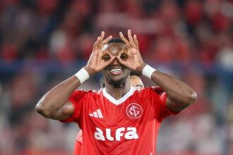 Atacante Ricardo Mathias é vendido ao Al-Ahli por mais de R$ 50 milhões