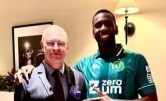 Chapecoense anuncia a contratação de Yannick Bolasie
