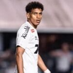 Menino da Vila na Premier League: Santos vende lateral Souza ao Tottenham por R$ 94 milhões