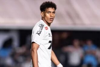 Menino da Vila na Premier League: Santos vende lateral Souza ao Tottenham por R$ 94 milhões