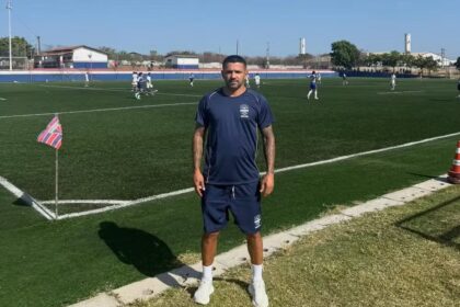 Ídolo Matheus Nascimento conclui curso da CBF e inicia formação como técnico