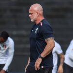 Auxiliar do Santa Cruz elogia entrega no Clássico e mantém indefinição sobre comando no mata-mata