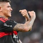 Flamengo rejeita oferta de US$ 20 milhões de clube catariano por Jorge Carrascal