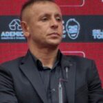 Chegada de Rafinha eleva moral e coincide com duas vitórias do São Paulo
