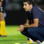 Abel admite atuação ruim, critica gramado e pede reforços após derrota do Palmeiras