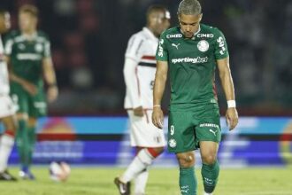 Bruno Fuchs rejeita juventude do elenco como motivo para tropeço do Palmeiras no Paulistão