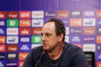 Rogério Ceni admite interesse de outros clubes em Cauly e reforça vontade de manter o meia no Bahia