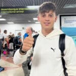 Atacante argentino Diego Tarzia desembarca em Salvador para assinar empréstimo com o Vitória