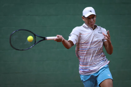 Brasileiros avançam na estreia do ITF J300 de Salinas