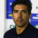 Abel Ferreira pede calma à torcida do Palmeiras e convoca união para o Dérbi