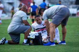 Santa Cruz afasta Robinho e Matheus Régis das próximas partidas por tempo indeterminado