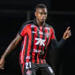 Jair Ventura garante Dudu como titular do Vitória na próxima partida