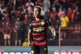 Sport acerta empréstimo de Carlos Alberto ao Kalba até junho de 2027