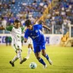 Confiança marca nos acréscimos, derrota Guarany e volta a vencer no Sergipano