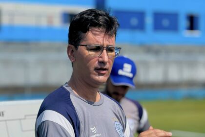 Confiança encerra treinos e vai completo, sem Sassá, para clássico contra o Itabaiana