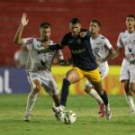 Retrô vira sobre o Maguary e assegura vaga contra o Sport na semifinal do Pernambucano