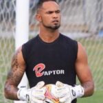 Ex-goleiro Bruno comparece à Vara de Execuções Penais e diz ter regularizado livramento condicional