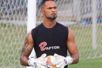 Ex-goleiro Bruno comparece à Vara de Execuções Penais e diz ter regularizado livramento condicional