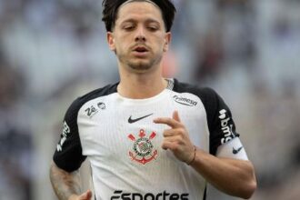 Corinthians confirma Garro entre os titulares contra o Bragantino pelo Brasileirão