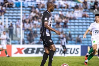 Técnico do Ceará destaca retorno de Luiz Otávio após 15 meses fora dos gramados