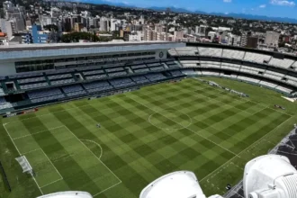 Coritiba x São Paulo é antecipado para quarta-feira, 25, às 19h30, no Couto Pereira