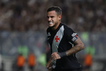Philippe Coutinho solicita rescisão antecipada e se despede do Vasco antes do fim do contrato