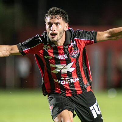 Vitória supera Bahia de Feira e fica a um passo da semifinal do Baianão
