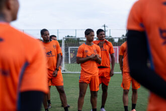 Sport preserva Barletta e estuda utilizar Felipinho na volta da semifinal do Pernambucano