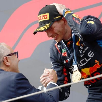 Domenicali descarta aposentadoria precoce de Verstappen por causa dos carros de 2026