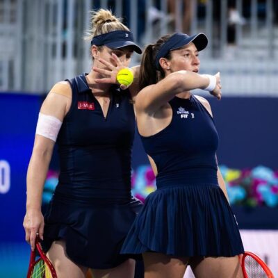 Stefani e Dabrowski avançam à decisão do WTA 1000 de Dubai após virada