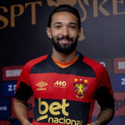Clayson destaca ligação de Roger na escolha pelo Sport