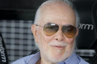 Conselheiros do São Paulo divergem sobre renúncias de Harry Massis e Julio Casares