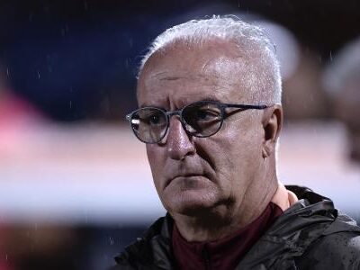 Dorival Junior critica sequência de jogos e elogia goleiro Hugo Souza após vaga na semifinal do Paulista
