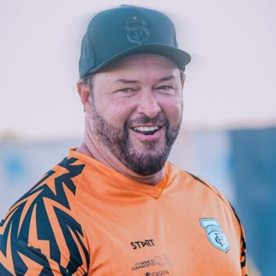 Treze dispensa técnico Roberto Fernandes após eliminação no Campeonato Paraibano