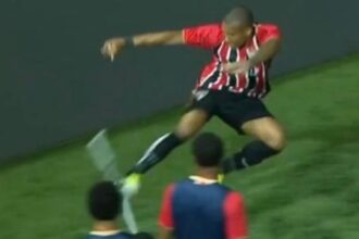 Voadora em bandeirinha rende amarelo a atacante do São Paulo no sub-20