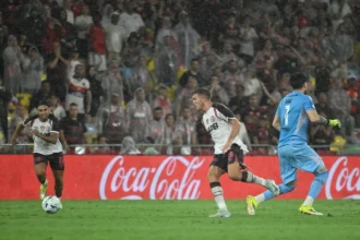 Flamengo leva dois gols na prorrogação e perde Recopa Sul-Americana 2026 para o Lanús